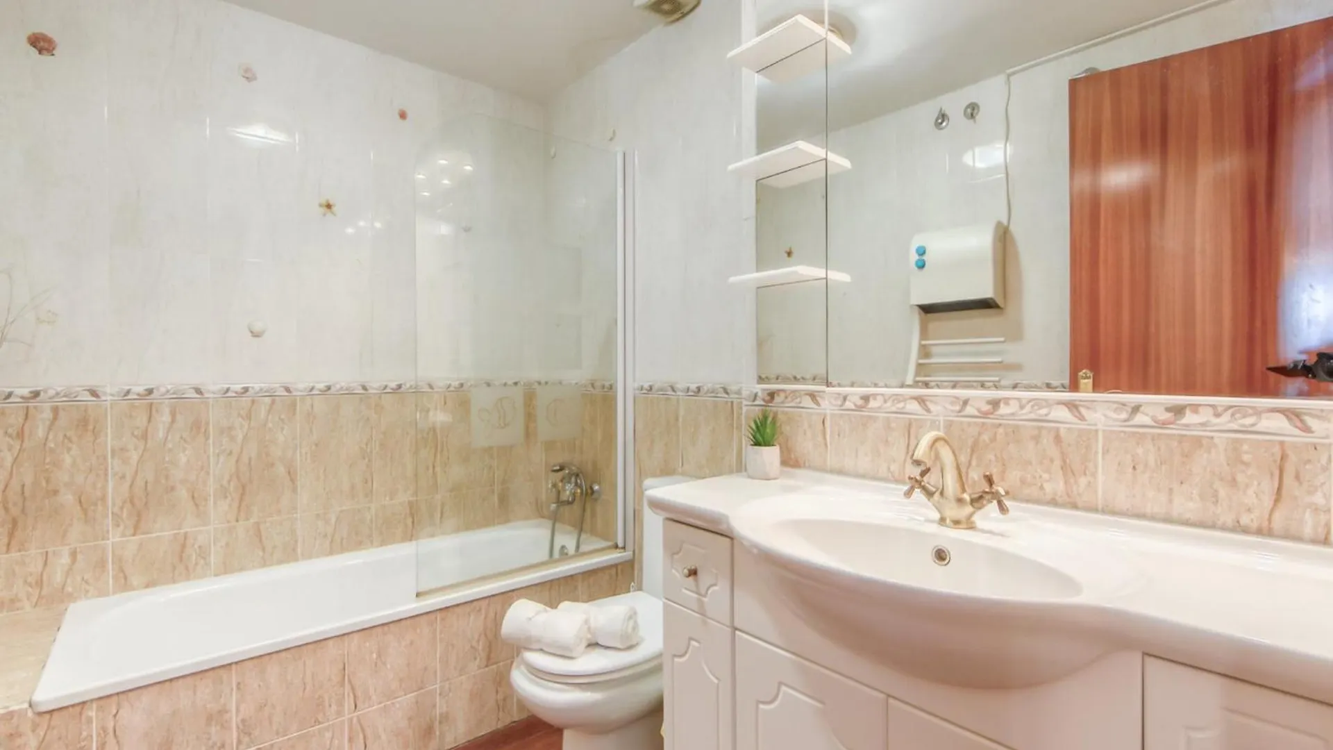 Beautiful Apartment With View Empuriabrava