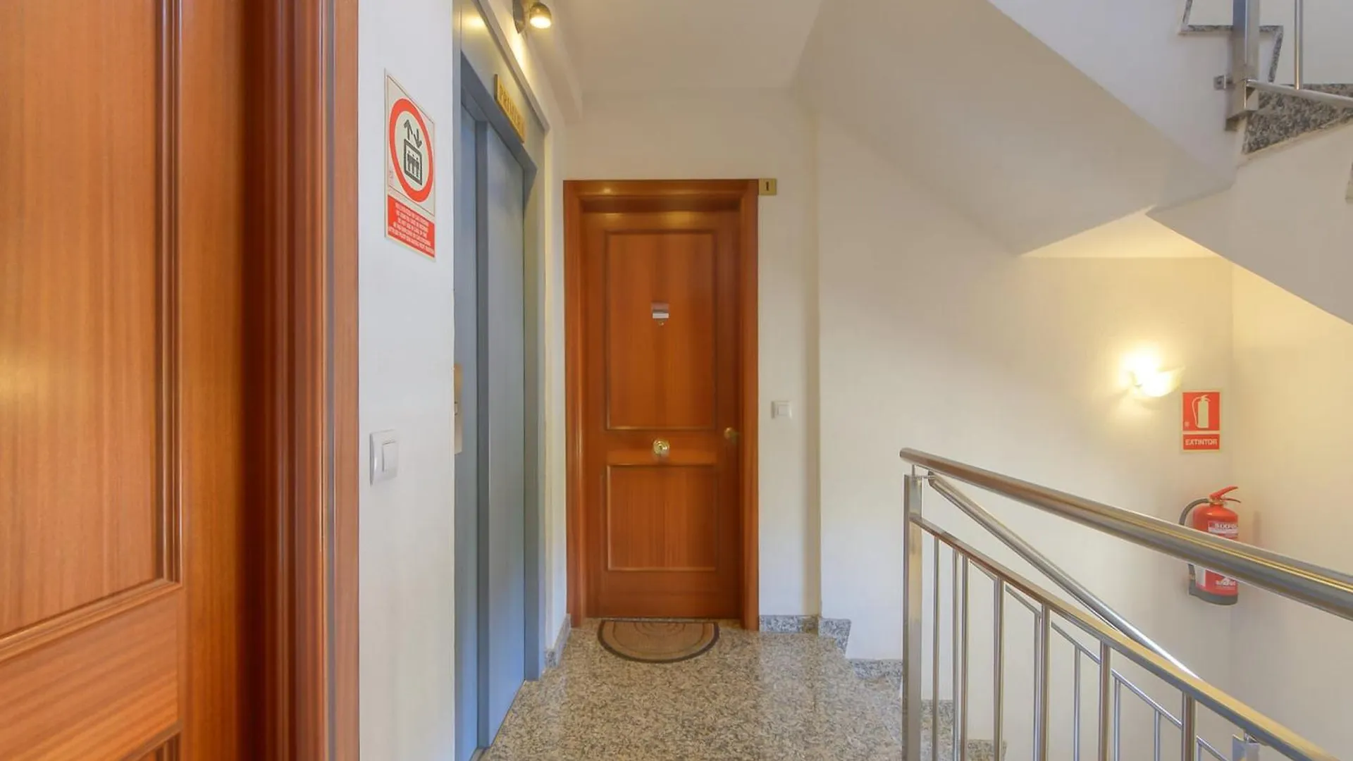 Beautiful Apartment With View Empuriabrava Spain