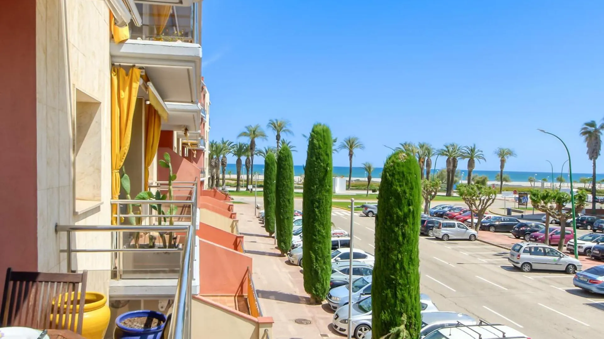 Beautiful Apartment With View Empuriabrava Spain