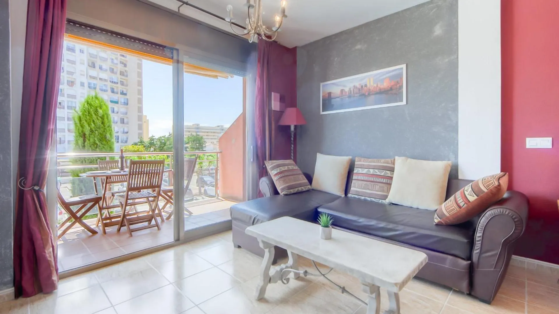 Beautiful Apartment With View Empuriabrava